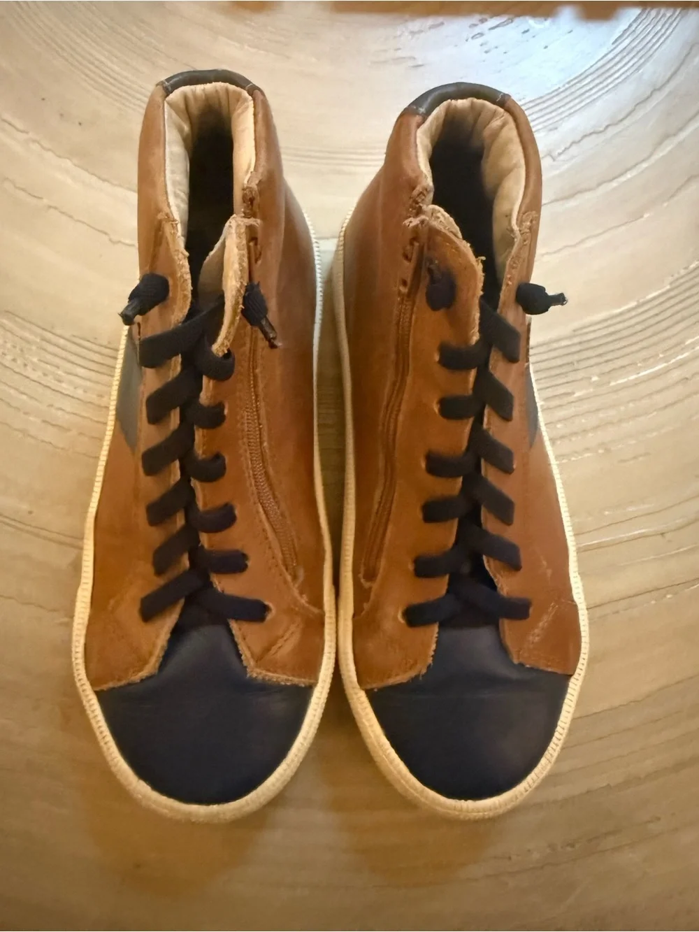 Boys Old Souls Leather High-Top Sneakers in Brown and Navy with zips